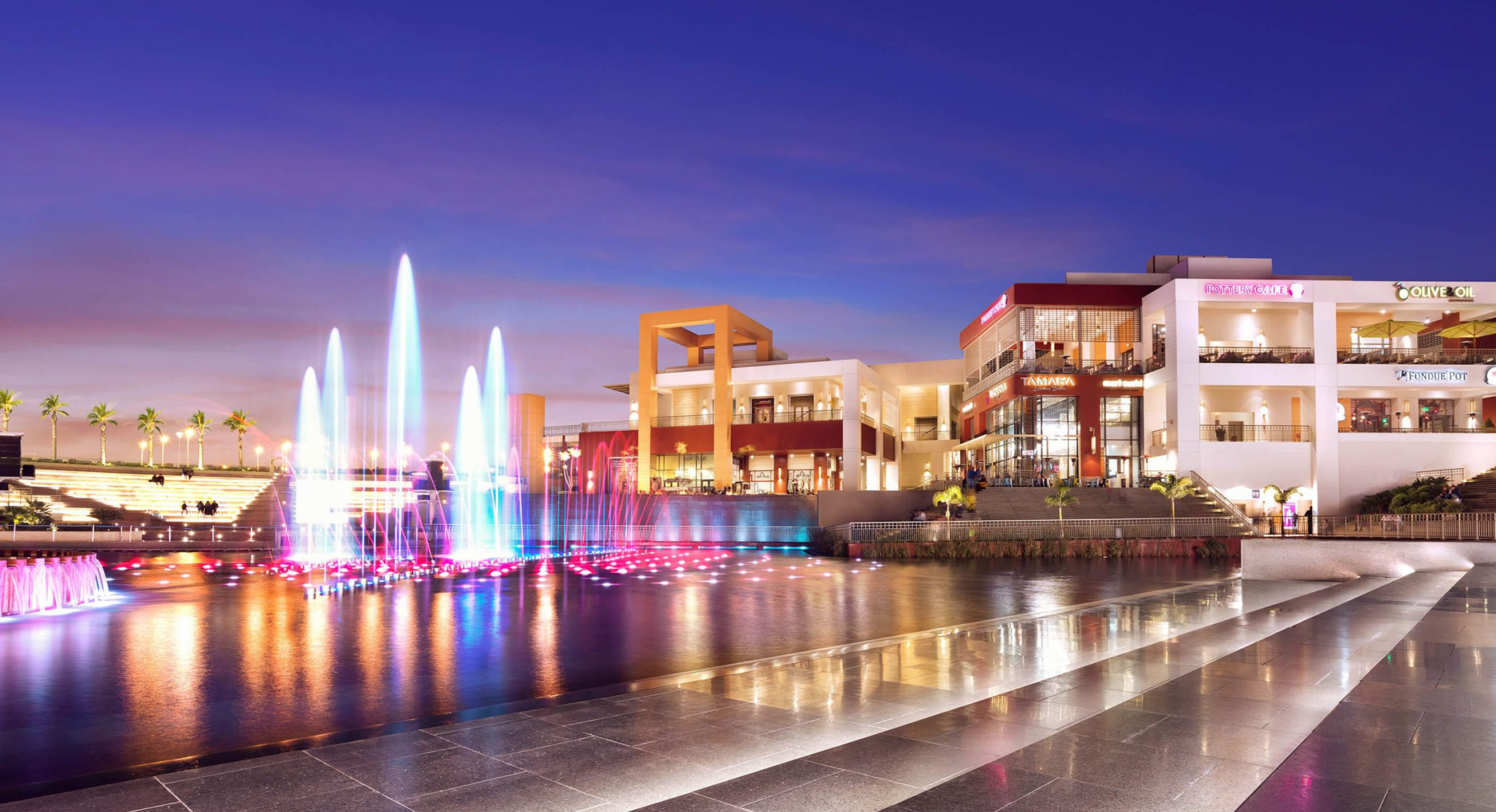 Overview of Cairo Festival City Mall environment