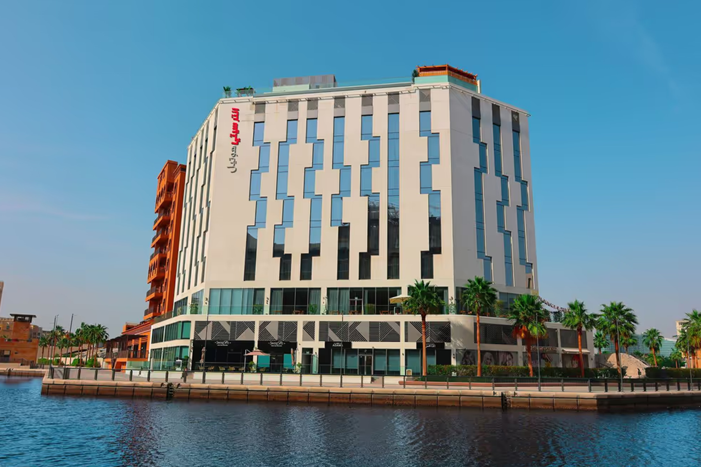 Typical guestroom and bathroom finishes